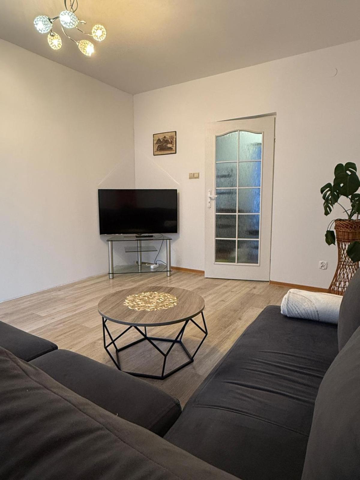 Family Apartment Перемишль Екстер'єр фото