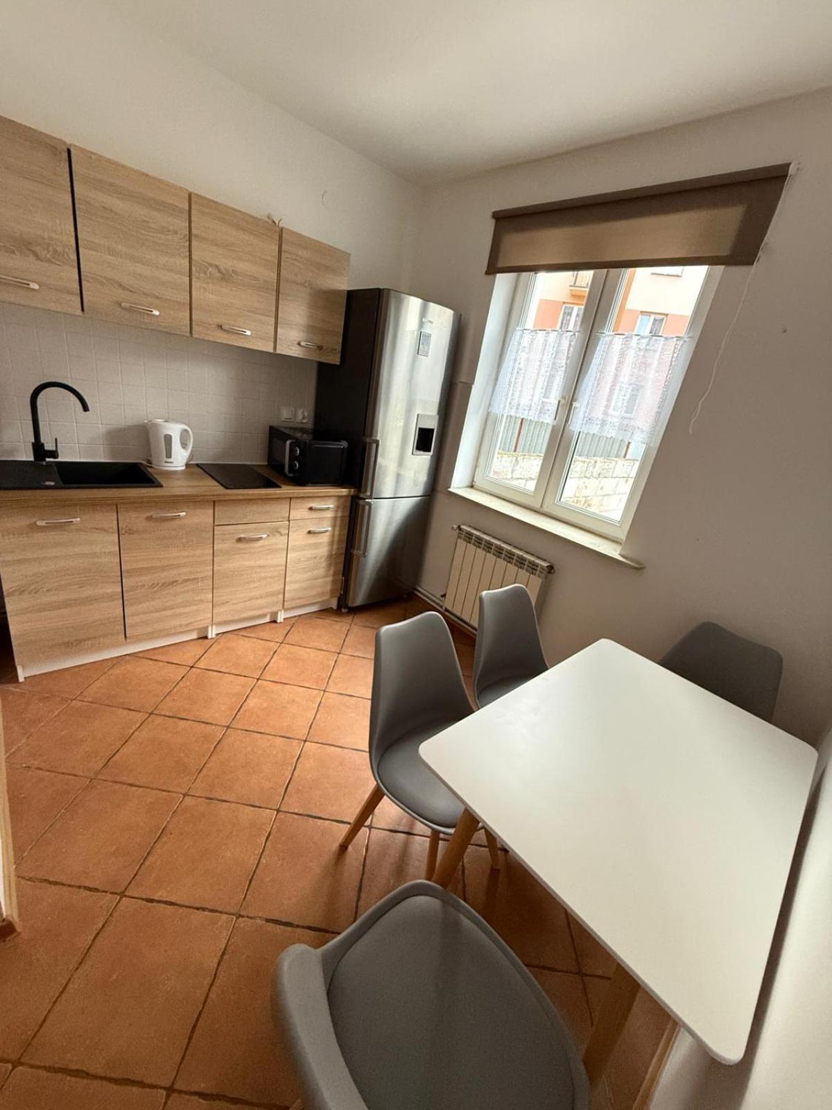Family Apartment Перемишль Екстер'єр фото